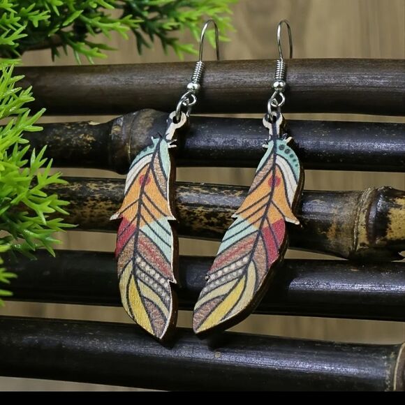 feather earrings lightweight Boho wood multicolor - Picture 1 of 3